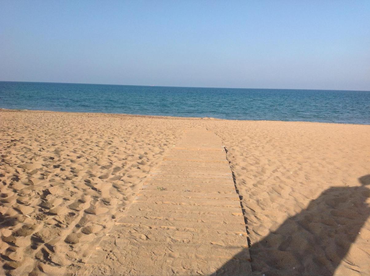 Urbanizacion primera línea de playa Dénia Exterior foto
